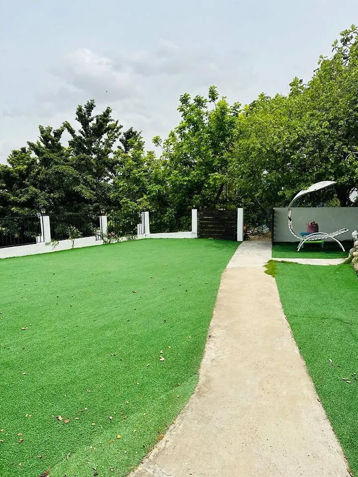 House In The City Kingston 0*,  Jamaïque